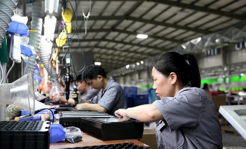 �����������ơ������ٶȡ����Ͽh��һ�����͵ă�ꑿh�����R�����R�������I�lչ��Ų������ԡ�����Ժ�P��֧���M�ϵ�ԭ�����K�^���d�lչ��������Ҋ�����_�������Ͽh��ץ�K�^���d�vʷ�ԙC�����e�O�Ƅ��_���ͽ������ٰlչ���ɞ��M�ݹ��I���h������Ԕ���� 