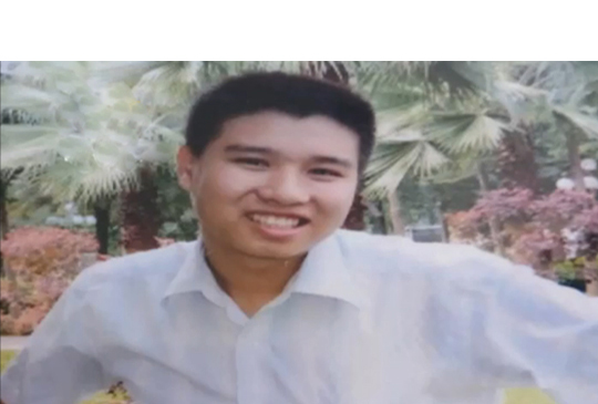     �����fС�硱Ф���������������������m���w����֧��������������ˮ�к������lҲ����ؑ���10��6��15�r�S�l�����ڶ��h������н���̎÷��������ˮ�վ������һĻ����5����ͯ��С��������ˣ��������ˮ��Ф�����c���������С�����W�����Ⱥ���ˮ��������������������һ����һ�����ӡ���ֱ�����傀����ȫ�]���������С�����诽����Ȼغ�����5����ͯȫ���@������29�q��Ф�����s��Ҳ�]���ϰ���СС������ͣ�ڽ�߅��Ҋ�C��Ӣ�۵ĉ��e��Ԕ������5��С����ˮ 3�˽�����Ԯ���ڶ�Ӣ���l������ĊW������ˮС��ȫ���@�� ����Ӣ��Ф�����������y