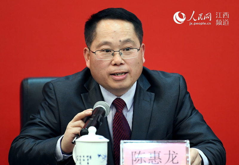 ����ʡʮ�����˴��ĴΕ��h���l������ʡ�˴�ί���k���d������ꐻ�����B����ʡʮ�����˴��ĴΕ��h���P��r�����r��/�z��