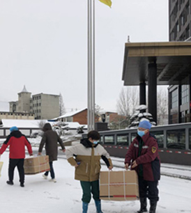 ǰ����ѩ ���L��������q��