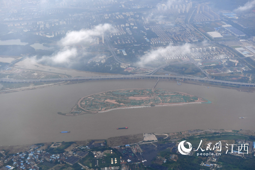 �M���ϲ���Ӣ�۴�򸽽�ˮ��ˮλ�ϝq���@��������W �r��z��