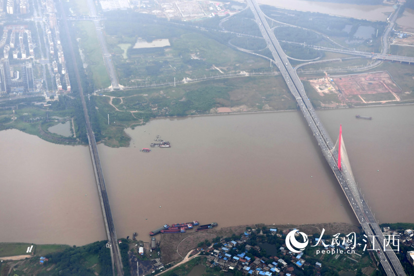 �M���ϲ���Ӣ�۴�򸽽�ˮ��ˮλ�ϝq���@��������W �r��z��