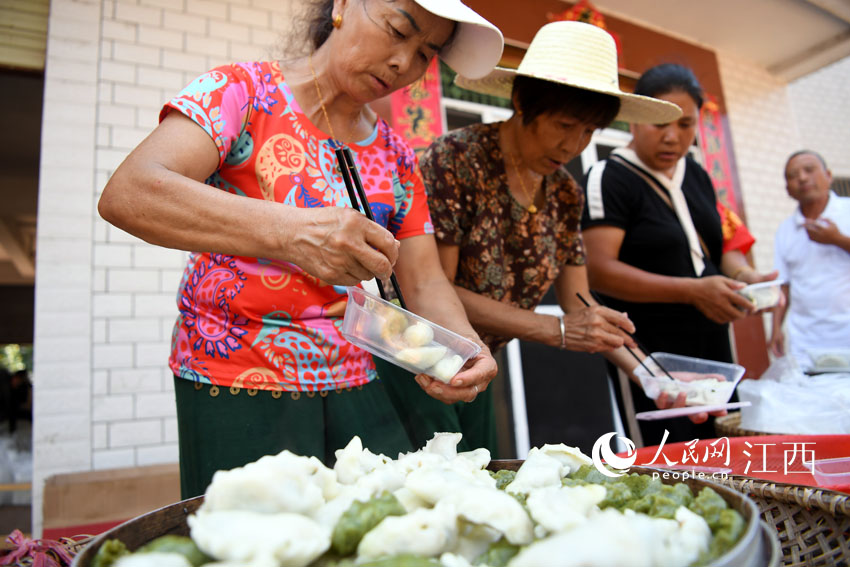 ������b�M��ͺ���������W �r��/�z��