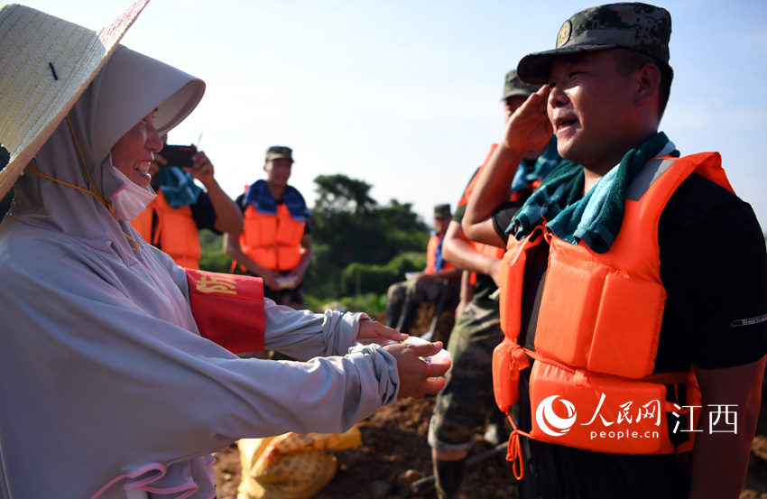 һ����ʿ�ڽ�����r����󋌾��Y��ʾ������������W �r��/�z��