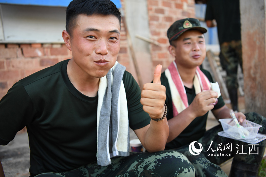 ��������ʿ���Q���Ĵָ������W �r��/�z��