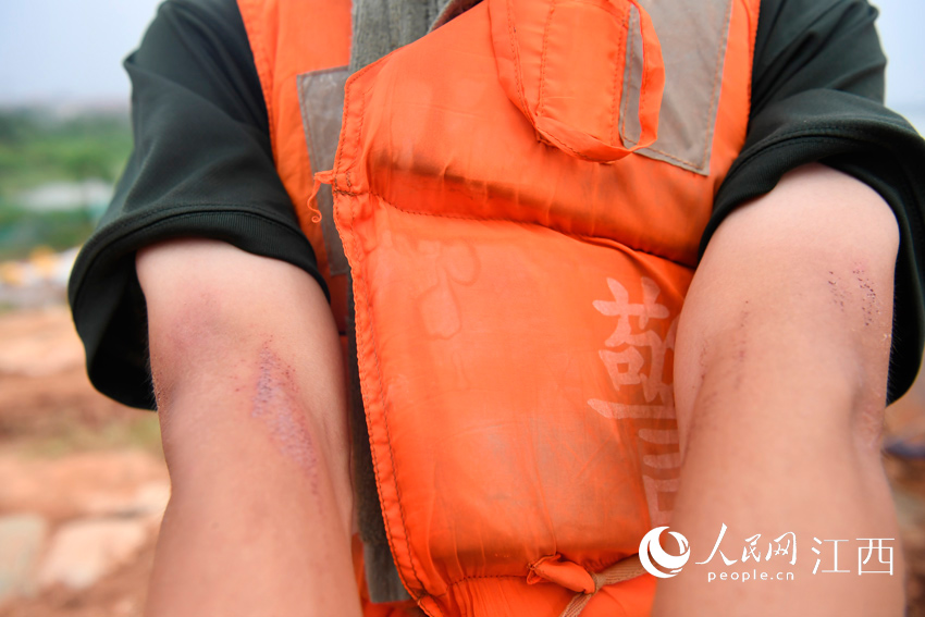 һ����ʿ��������������\�κ�Y��֏�����������W �r��/�z��