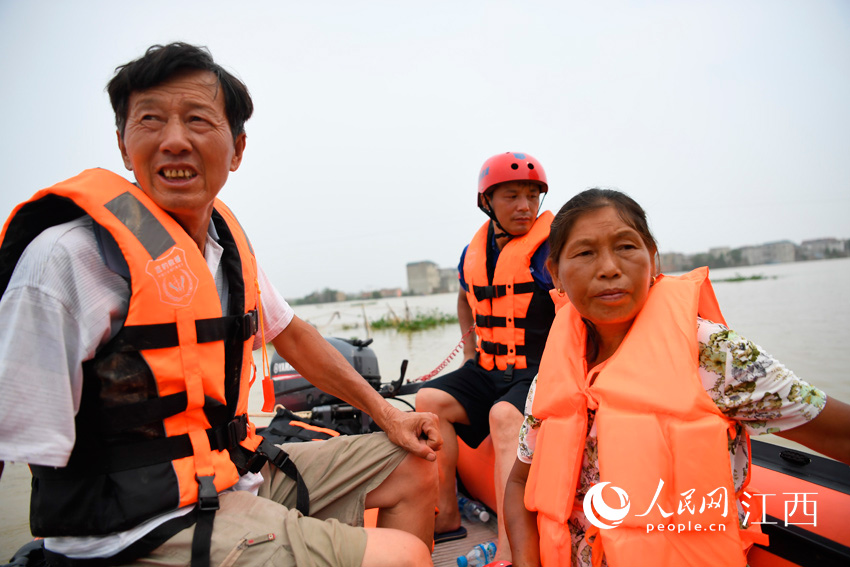 �ϲ��{����Ԯ�꠆T�����Ͷս��D���ܞ�Ⱥ��������W �r��/�z��