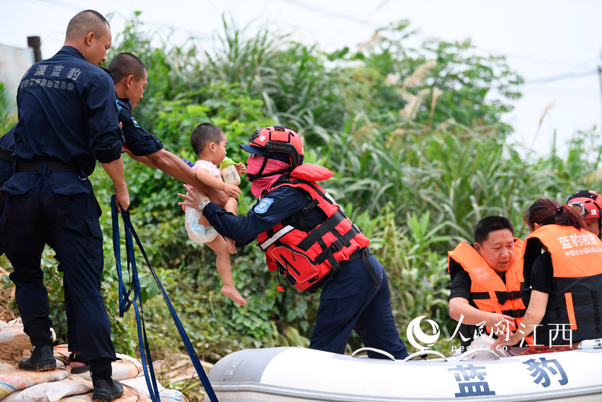 �ϲ��{����Ԯ�꠆T�����Ͷս��D���ܞ�Ⱥ��������W �r��/�z��