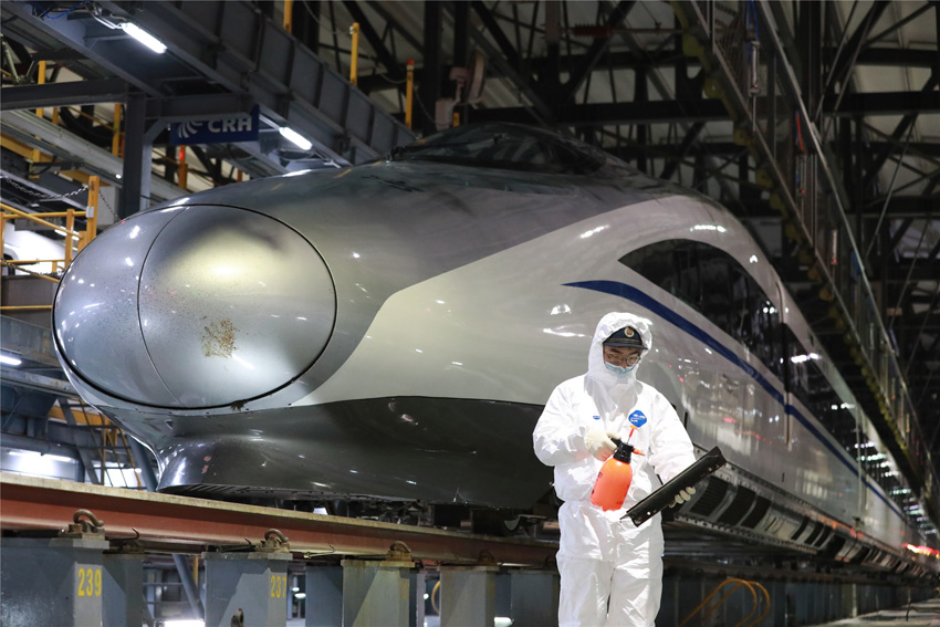 ������������ع��������ϳ˿Ͱ�ȫ����܇���t����Ҫ����܇�M�Ї����µ��������߹�������Ф�� �z��