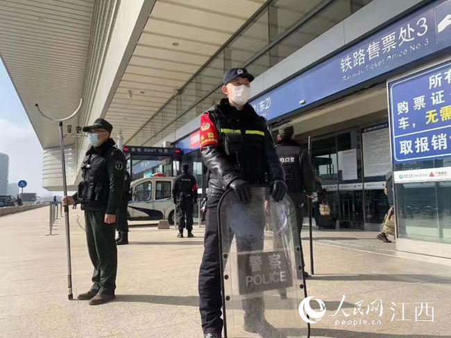 ���\���� �ϲ��F·����ȫ���o��������ˇ �z��