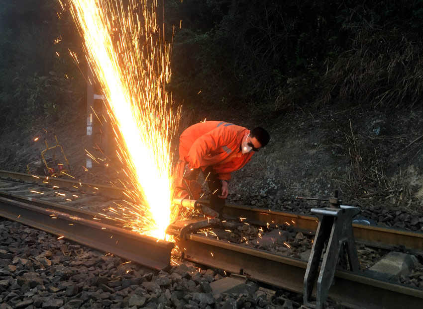 �������p�܉�г�����ճТ�� �z��