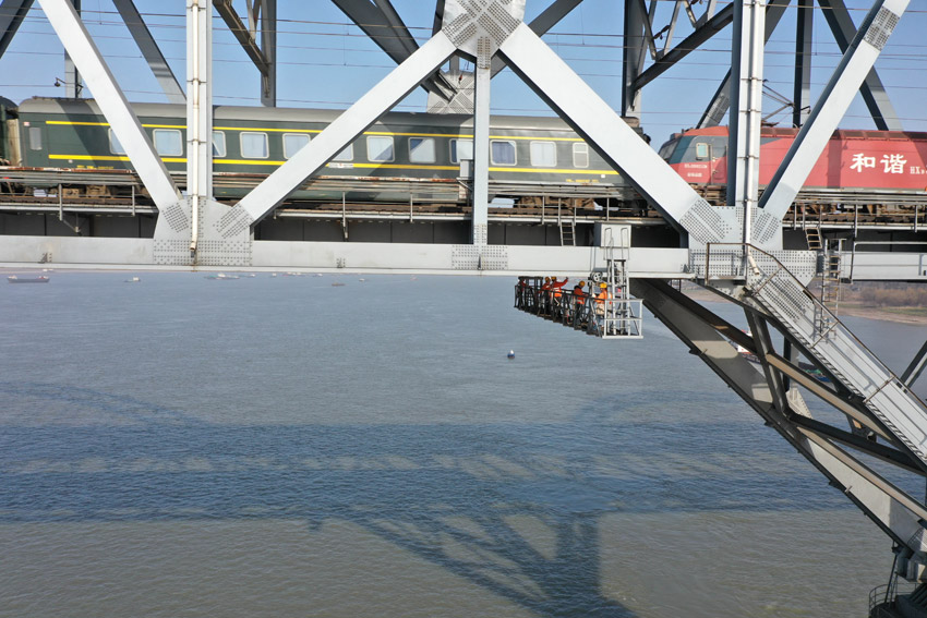 ��������վ�ژ����ײ����@�ϙz�������һ�п�܇��[���^���������d �z��