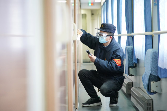 ܇�v�˄ՆT�z��ܛ�P���������T���à�B��Ф�� �z