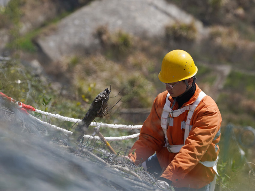 �������ھž����F·�����������Ϸ����N���Ó��z��ʯ�K�Ʉ���r�������� �z