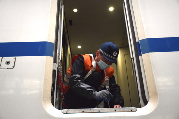 �Cе���ڌ���܇�M�P�I����M�Йz�����΁��� �z