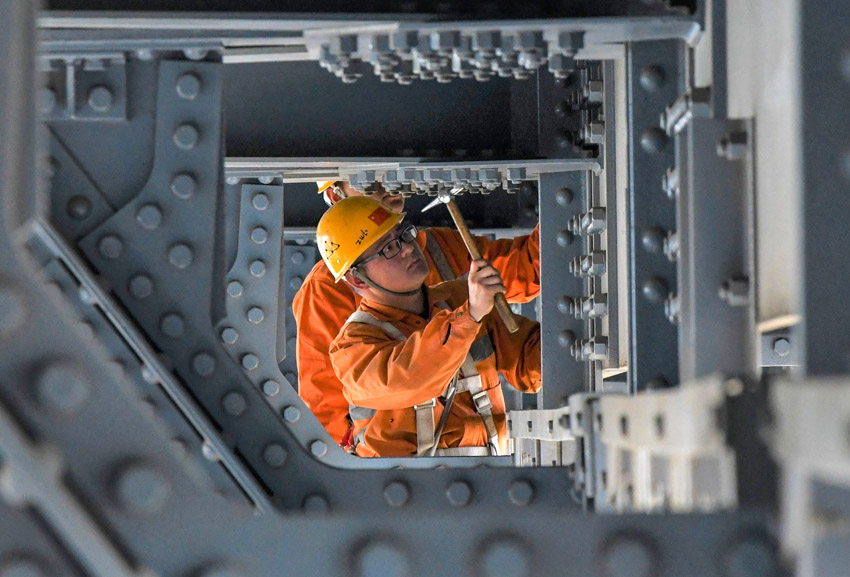 �z����˨���Ʉ���r ����� �z