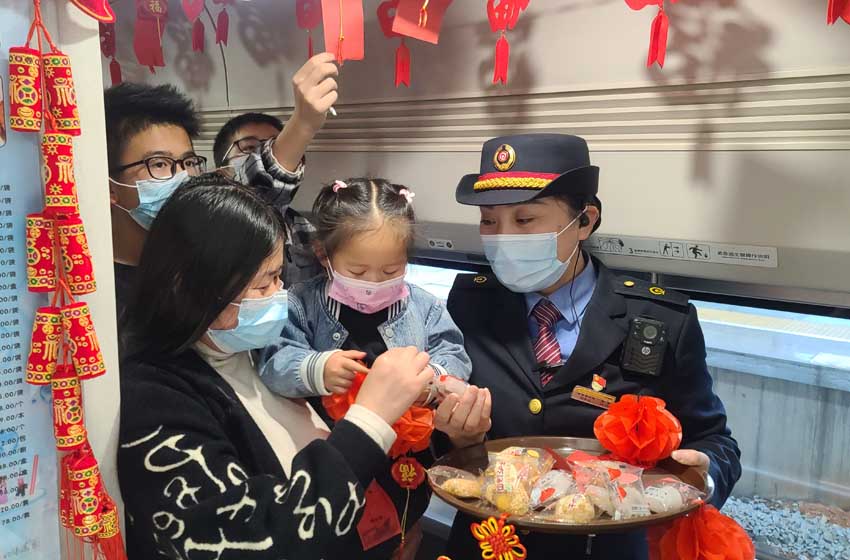 �˄��ˆT�c�ÿ�һ���[Ԫ������܊ �z