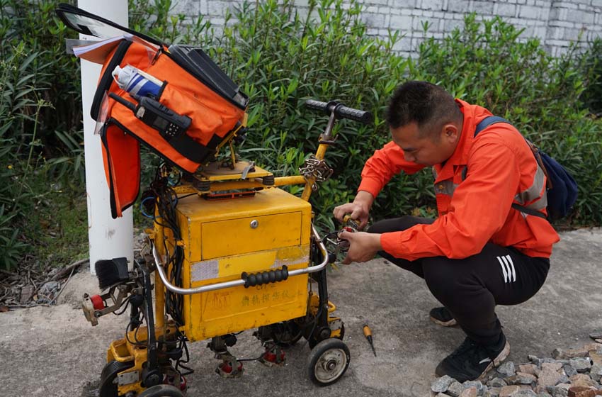 ���܉�t�������܉�M��̽���z�yǰ���׽B���z�y�x���ݽz�Пo�Ʉ����S�P�� �z