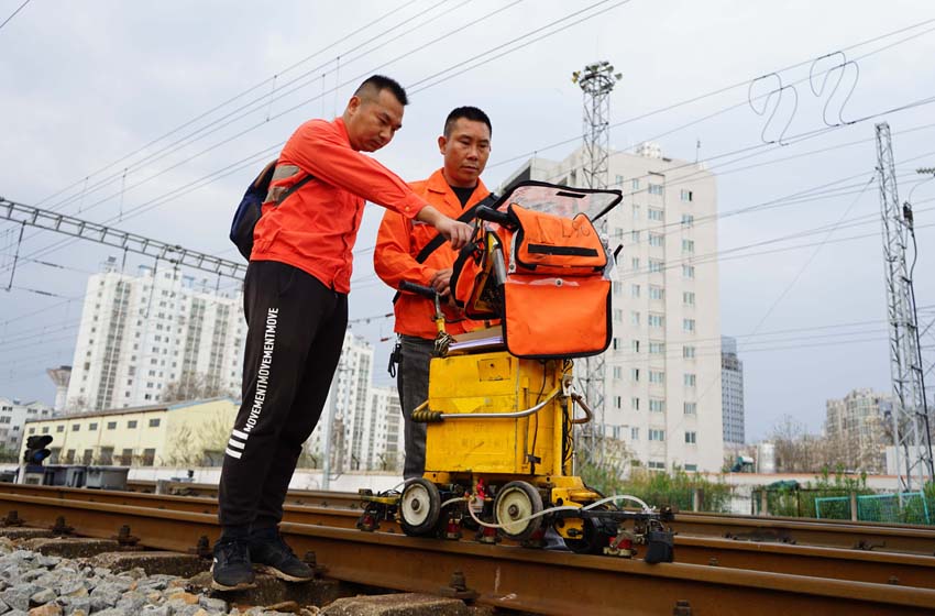 �׽B���͹��L�Y�t��������̽���x������܉�������J��z�y���I���S�P�� �z