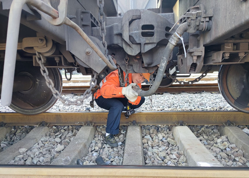 �B�Y�T�M��܇�����I��̽���܇֮�g�B��܇�vܛ�����R�ɷ� �z