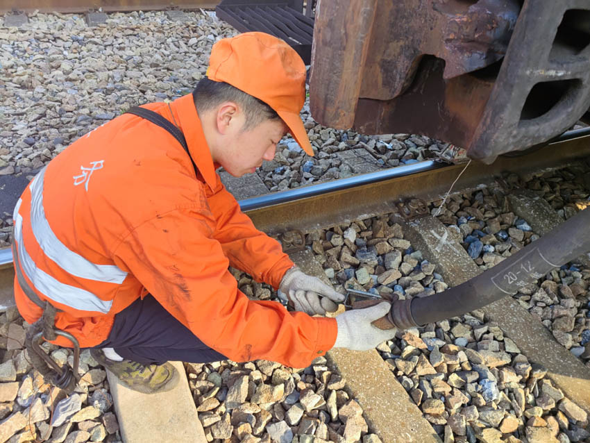 �B�Y�T�o��܇�b�ϡ����x�� �R�ɷ� �z