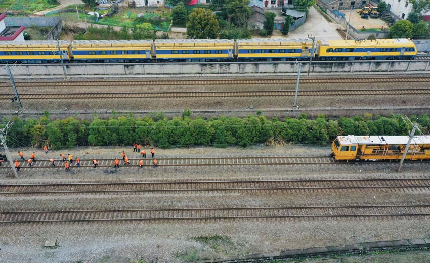 �D��ʩ���F�������ģ����S犞I �z