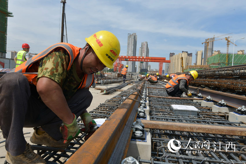 �ϲ����F4̖��܉����Oʩ���F���������ϲ� �z��