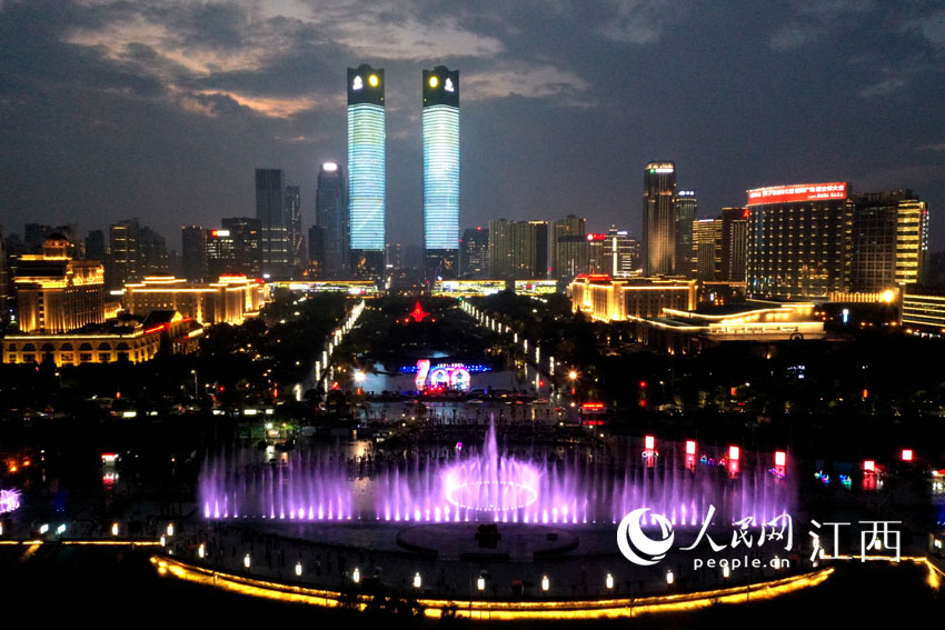 28�������ϲ��M���ɰ�������Ŀ�顶׷�⡷�ğ�����΢�Ӱ��������W �r��z��