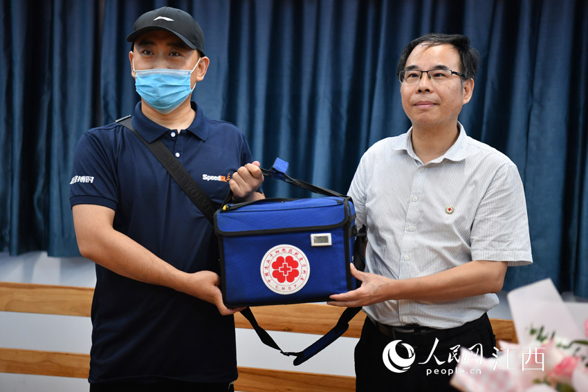 ��Ѫ�ɼ����������@���������ķN�ӡ������ٱ������ӱ����o���ߎ�ȥ����ϣ����������W �r��z��