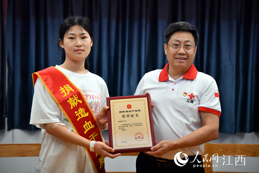 �S���A�f������һ���A���h�T����ϣ�������ճɞ�һ����ʽ�h�T����󲻹ܺΕr��ֻҪ����Ҫ����߀���]�����Ӿ�I��Ѫ�ɼ�����������W �r��z��