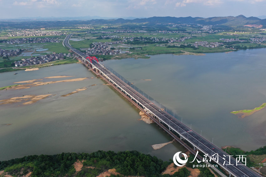 �½��ɵ�����ʯ����ش��M���ړ��֮����ԓ����7��30����ʽͨ܇��������W �r��z��