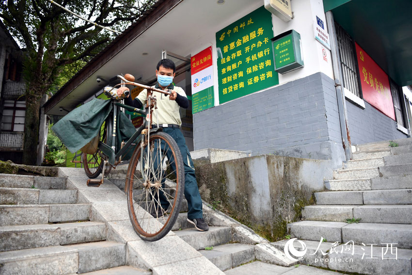 �������d���]��������܇�������ֳ��l����������W �r��z��