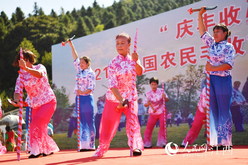 �̸���R�ݴ�ِ�F�����˂��d���d��cף�S�չ�������W �r��z