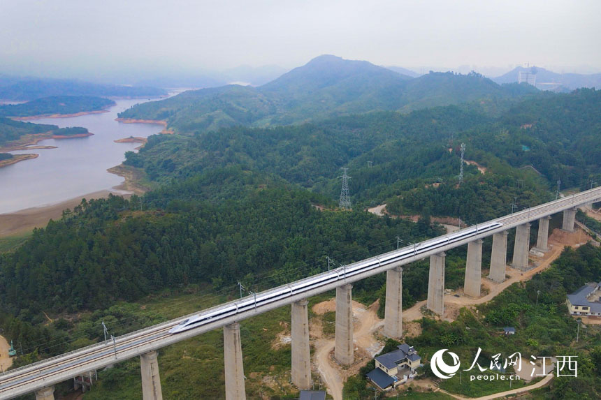 �{ԇ��܇����ͨ�^�M����F�Y���ش���� ������ �z