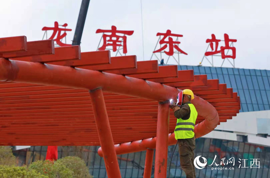 �F·���O�����������|վ�M��ͨ����ﺸ��ʩ�������� �z