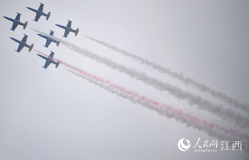 �ϲ��w�д���_Ļ���ڬ����C�����T���ؼ��w�б��������չ���� ����W �r��z