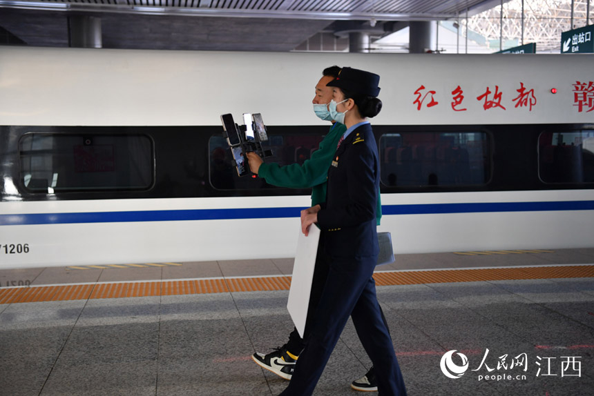 �W�j�����F��ֱ���� ����W �r��z