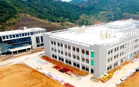 齐心协力攻项?层层落实显成? /></a></div>
  <div class=