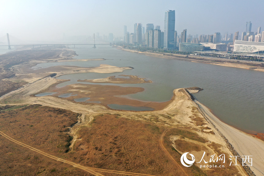 �M���ﶬ����������������Ч���������Ӻ���ˮλ���m�½����D��17�յ��M���ϲ��εĺ��Č��r�D�� ����W �r��z