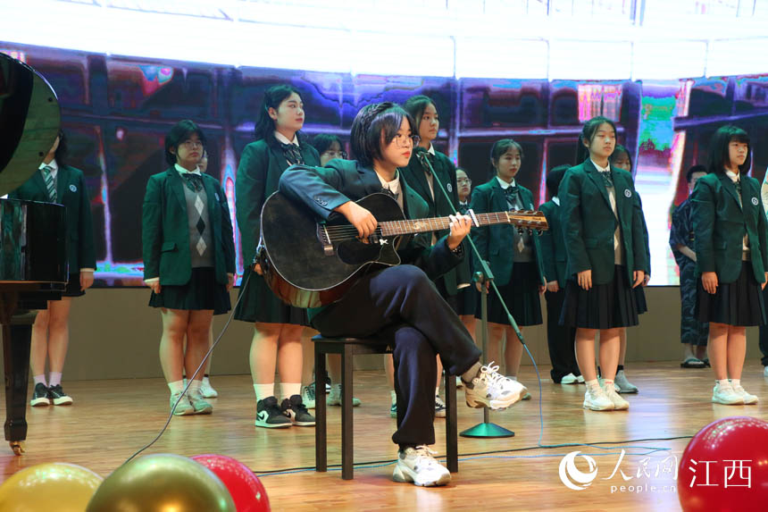 ĎͬcףԪѹ Wꖽƽz