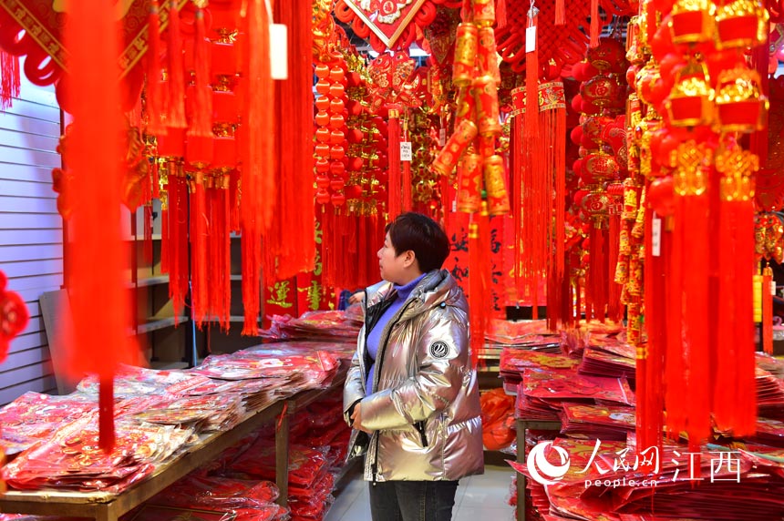 �ϲ��f�یm�̳���һƬ�t�������������xُ�´��Ʒ�� ����W �r��z