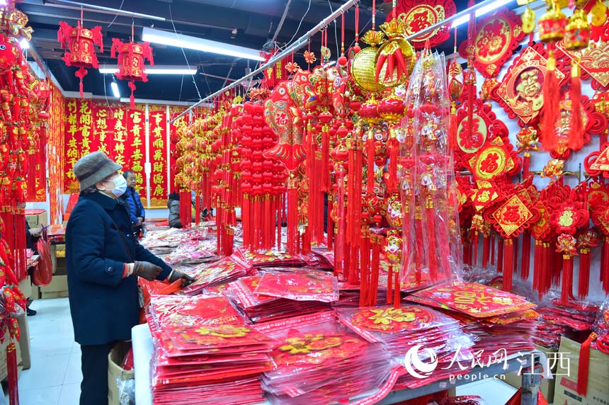 �ϲ��f�یm�̳���һƬ�t�������������xُ�´��Ʒ�� ����W �r��z