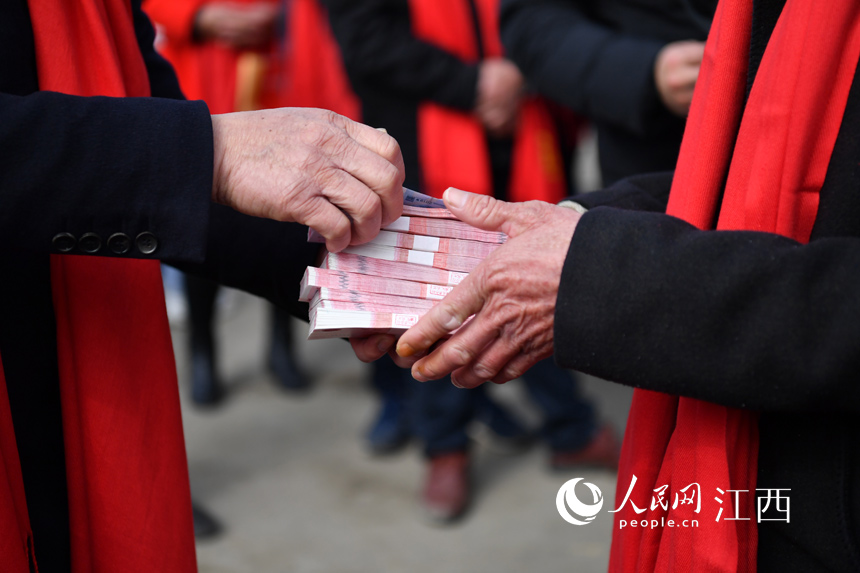 �N�Z�r����^��K���� ����W �r��z