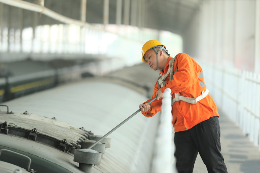 ��܇�z܇�T��Ѳҕ܇��픲��������z