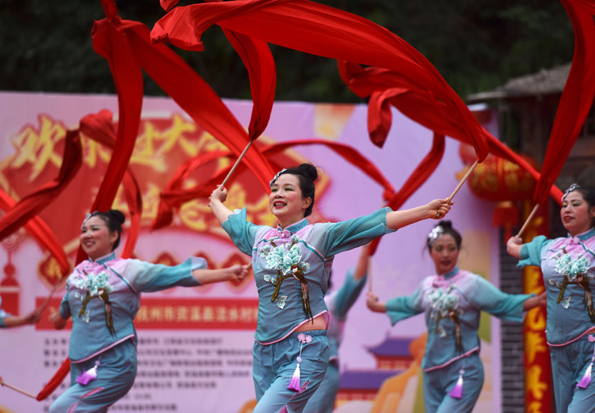 ��ӬF������־�F�z