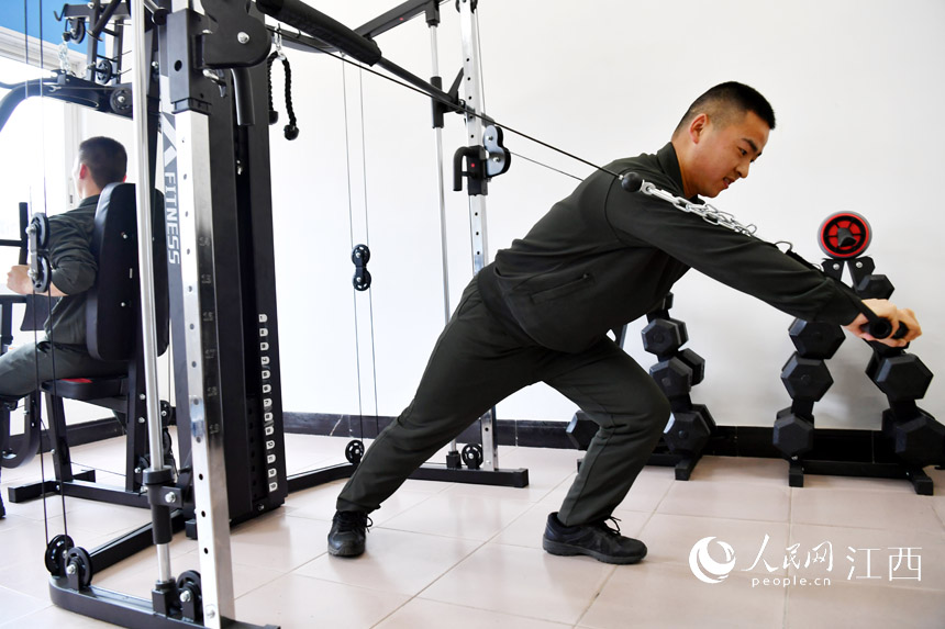 Ӗ����������ʿ�������M���w��Ӗ���� ����W �r��z