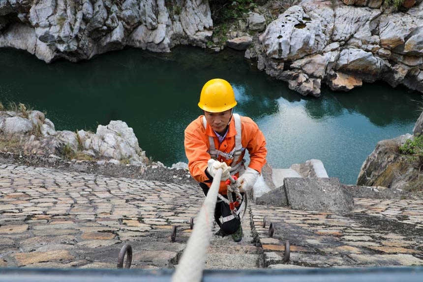 ��Ф��ɽ�غӰ��o�����������z��������G�z