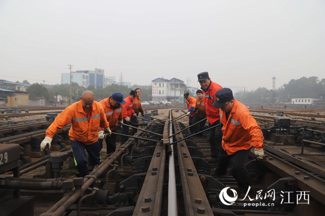 �����ڌ�܇�v�������Ƅ�܉�M�и��Q�����C�������������\�����������z