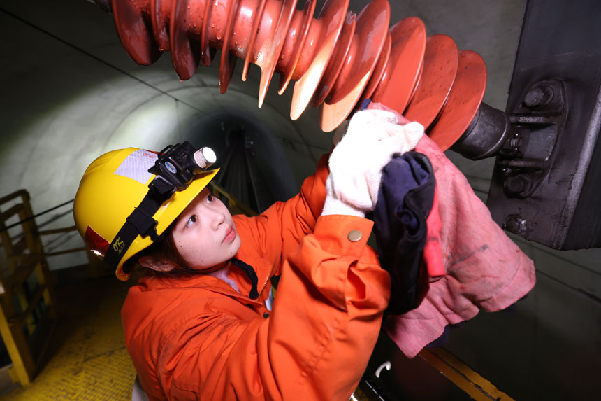 ˱C^坍_˜|WҪϴ^ӱiz