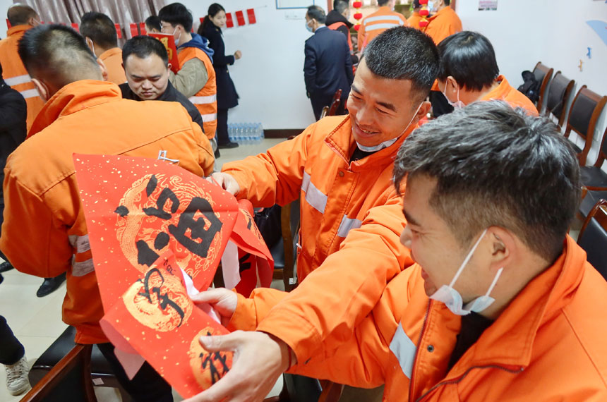 ����չʾ������Ʒ�����l�|�z